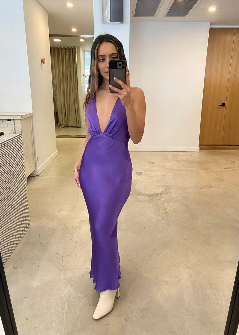 Shona Joy Lana Plunged Midi Purple | Before Midnight Rentals Shona Joy Lana Plunged Midi Purple | Before Midnight Rentals